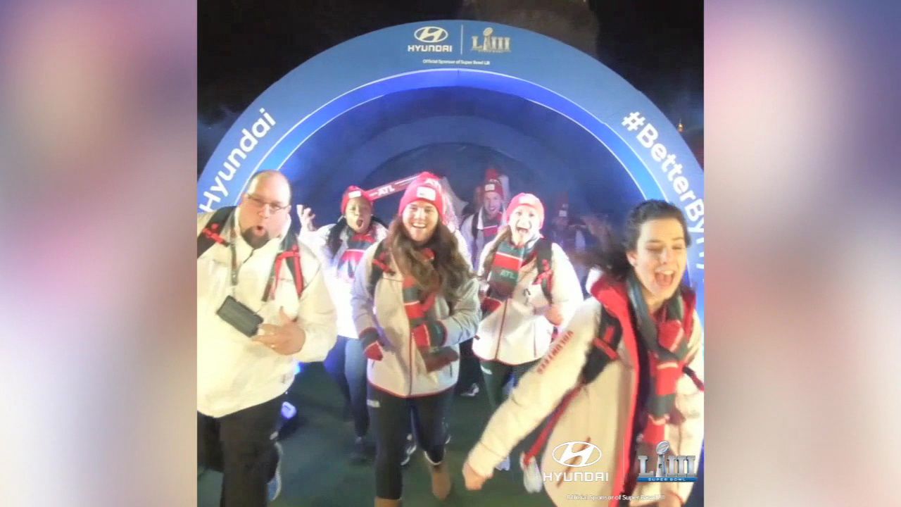 UNOH students volunteer for Super Bowl LIII 1.jpg